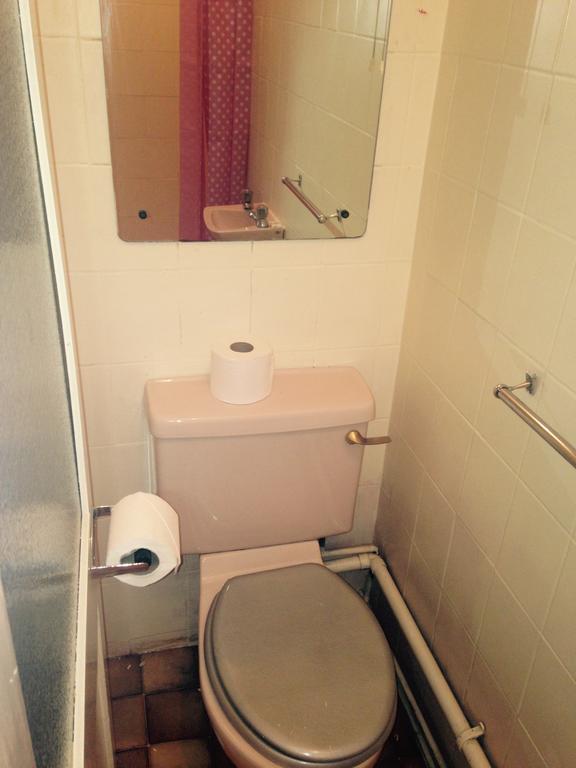 Peek-A-Booze - Budget Hotel - Adults Only ブラックプール 部屋 写真